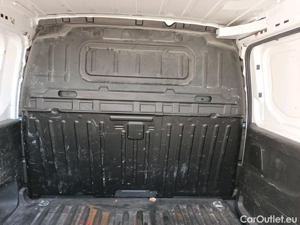  Citroen  Berlingo CITROEN  / 2018 / 3P / furgón derivado de turismo Talla M BlueHDi 100 CONTROL (AC) #16