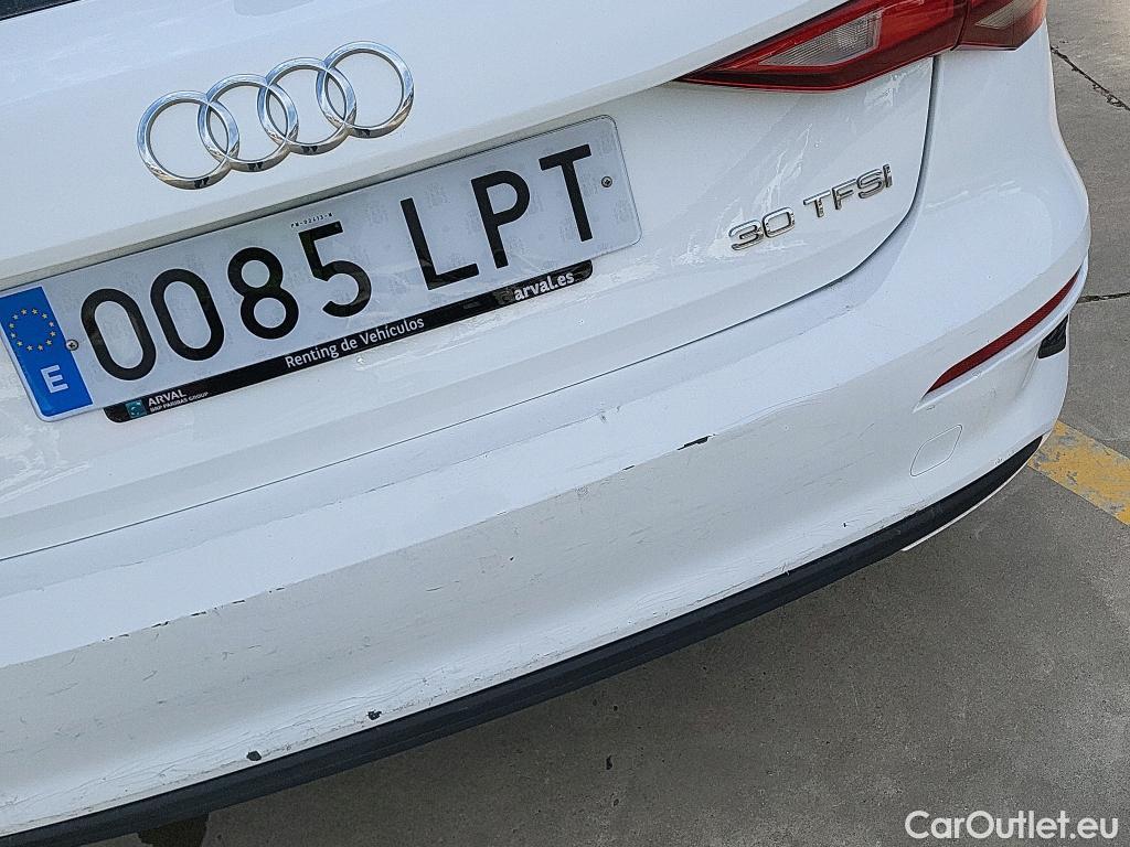  Audi  A3 AUDI  / 2020 / 5P / berlina con portón Sportback 30 TFSI 81kW (110CV) S tronic #19