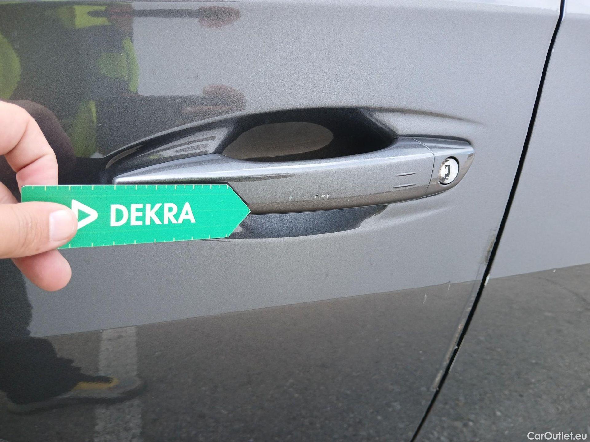  Peugeot  508 PEUGEOT  / 2018 / 5P / berlina con portón 5P Business Line BlueHDi 130 EAT8 (AC) #10