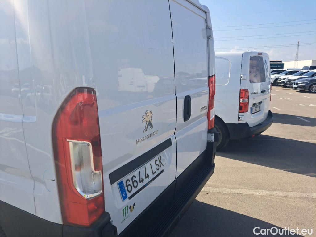  Peugeot  Boxer PEUGEOT  / 2014 / 4P / furgón 333 L2 H1 BHDI 103kW (140CV) S&S 6 V. M (AC) #37