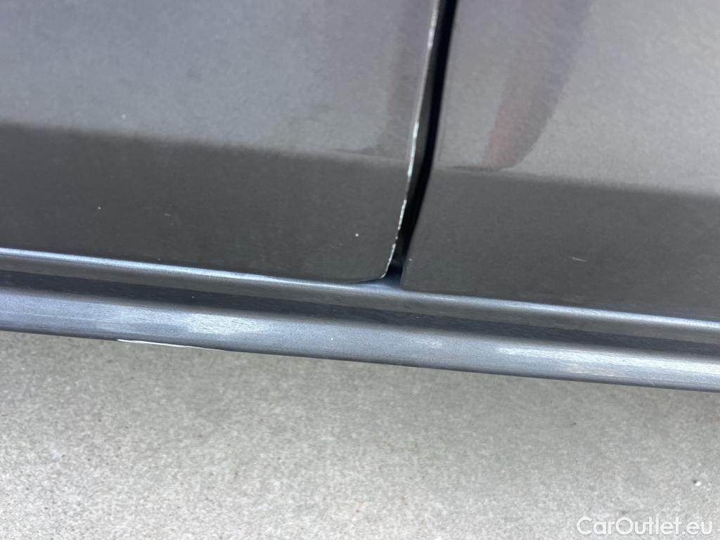  Peugeot  508 PEUGEOT  / 2018 / 5P / berlina con portón 5P Business Line BlueHDi 130 EAT8 (AC) #14