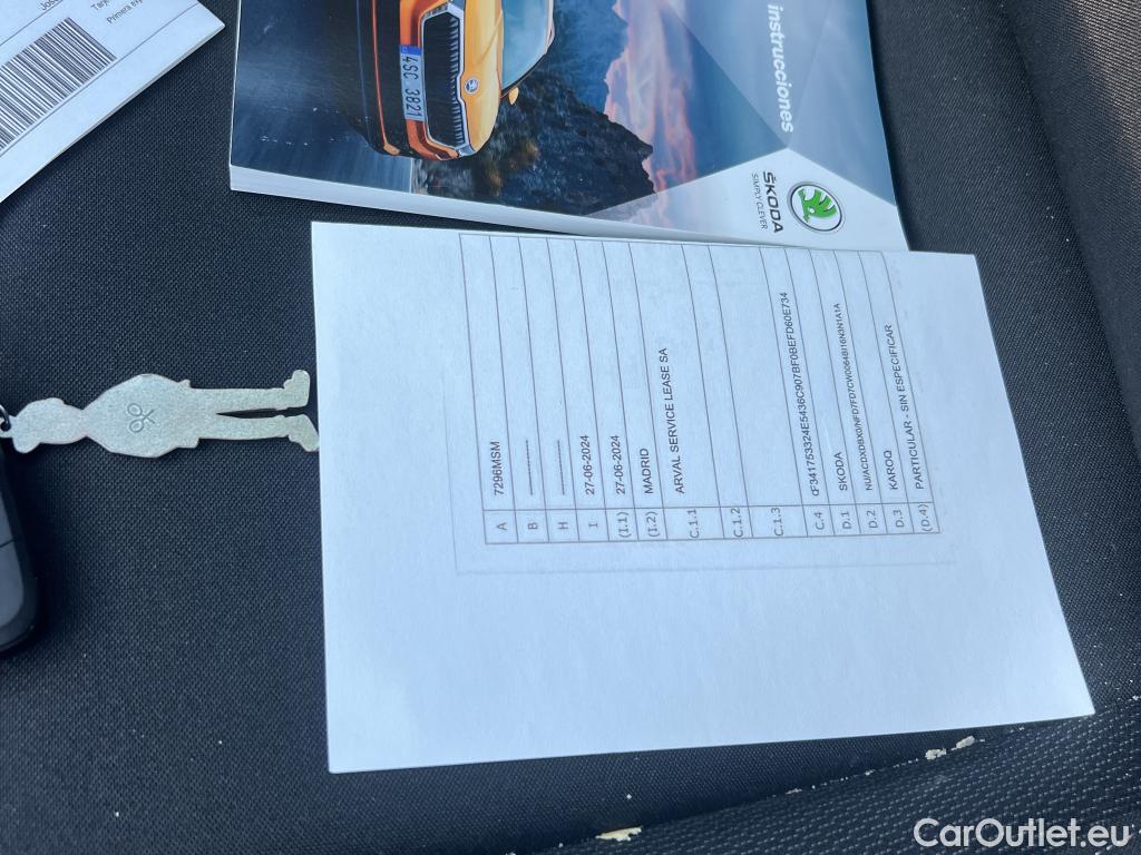 Skoda  Karoq SKODA  / 2021 / 5P / todoterreno 1.5 TSI 110kW (150CV) DSG ACT Selection  #9