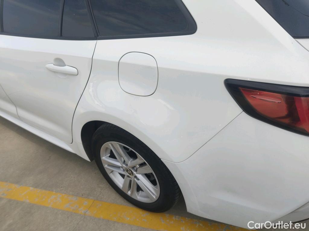  Toyota  Corolla TOYOTA  / 2019 / 5P / familiar 1.8 125H ACTIVE TECH E-CVT TOU SPORT #43