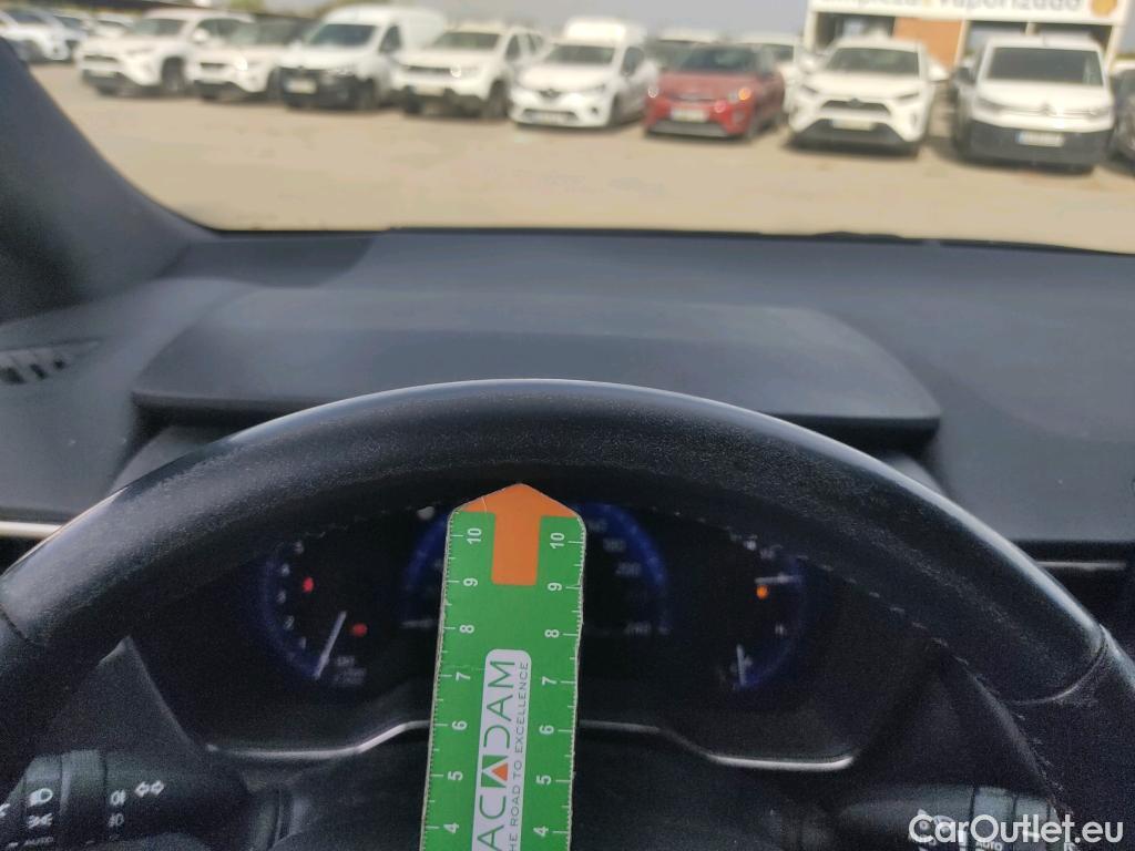  Toyota  Corolla TOYOTA  / 2019 / 5P / familiar 1.8 125H ACTIVE TECH E-CVT TOU SPORT #16