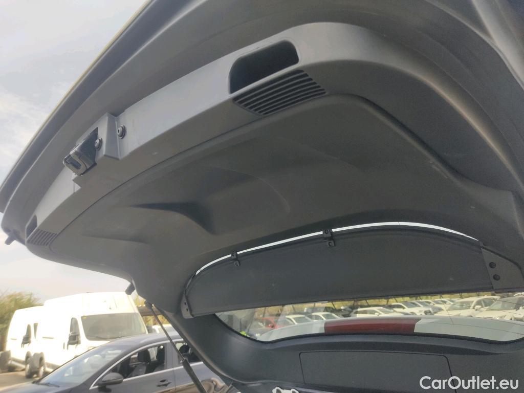  Toyota  Corolla TOYOTA  / 2019 / 5P / familiar 1.8 125H ACTIVE TECH E-CVT TOU SPORT #13