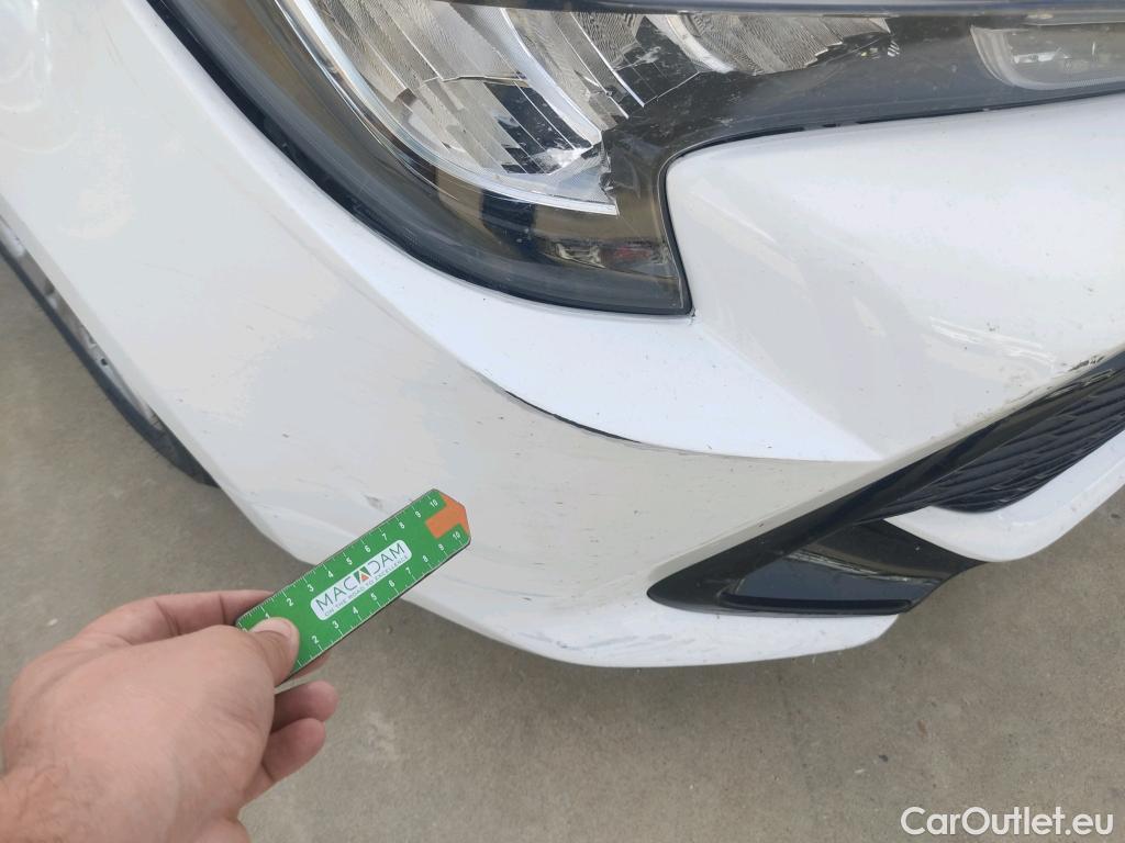  Toyota  Corolla TOYOTA  / 2019 / 5P / familiar 1.8 125H ACTIVE TECH E-CVT TOU SPORT #20