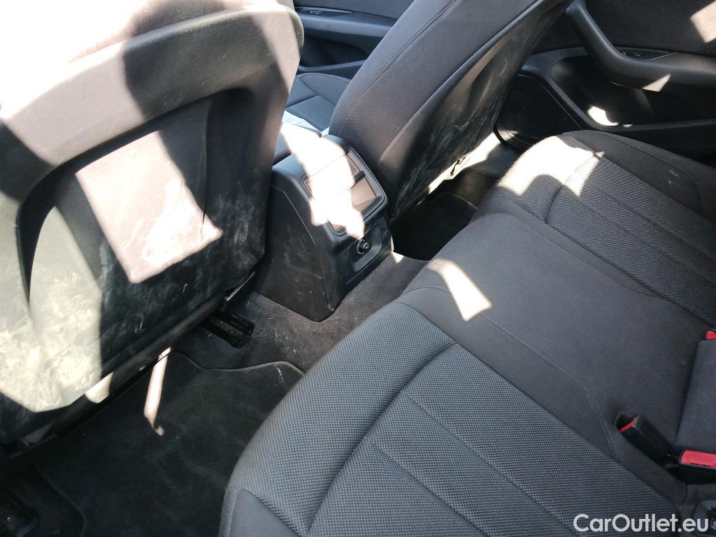  Audi  A4 AUDI  / 2019 / 4P / sedán Advanced 30 TDI 100kW (136CV) S tronic #10
