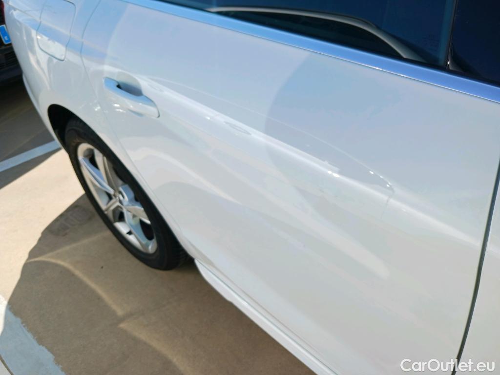  Audi  A4 AUDI  / 2019 / 4P / sedán Advanced 30 TDI 100kW (136CV) S tronic #35