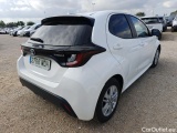  Toyota  Yaris TOYOTA  / 2020 / 5P / berlina con portón 1.5 120H Business Plus #2