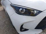  Toyota  Yaris TOYOTA  / 2020 / 5P / berlina con portón 1.5 120H Business Plus #16