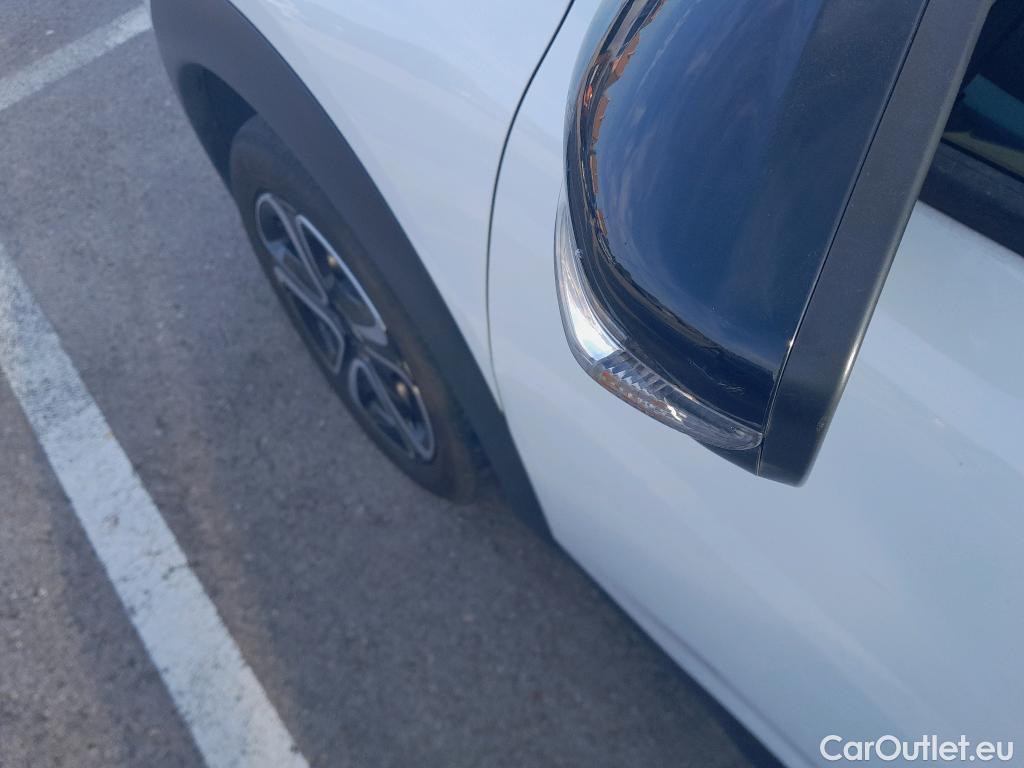 Citroen  C4 Cactus CITROEN  / 2018 / 5P / berlina con portón BlueHDi 100 S&S Feel #32