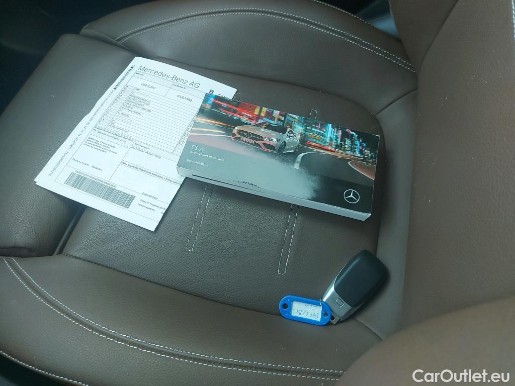 Land Rover  Discovery MERCEDES-BENZ CLA / 2019 / 4P / coupé CLA 220 D DCT #1