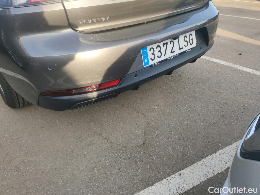  Peugeot  508 PEUGEOT  / 2018 / 5P / berlina con portón  5P Business Line BlueHDi 130 EAT8 (AC) #28
