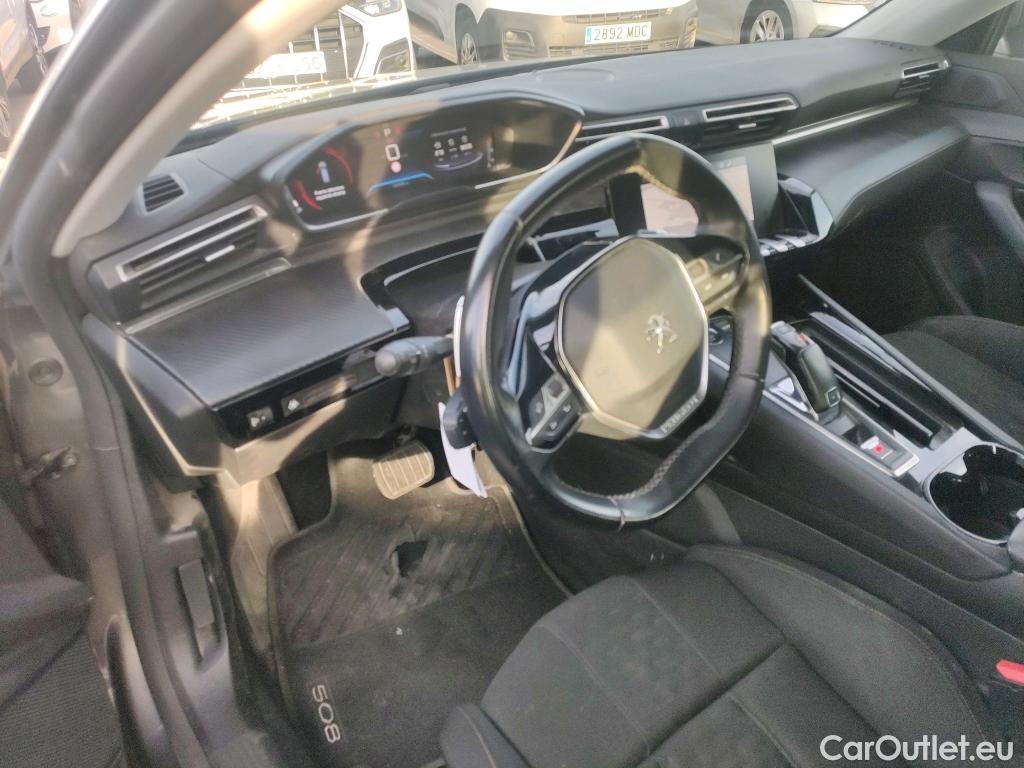  Peugeot  508 PEUGEOT  / 2018 / 5P / berlina con portón  5P Business Line BlueHDi 130 EAT8 (AC) #22