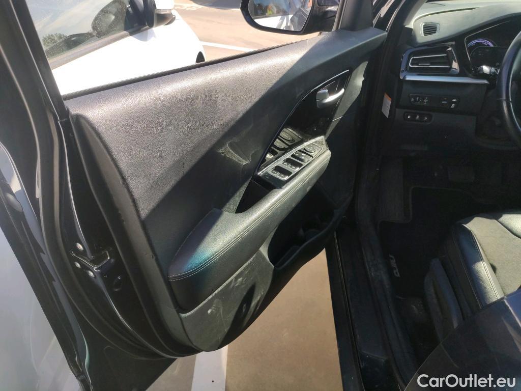  KIA  Niro KIA  1.6 GDi PHEV 104kW (141CV) Drive (AC) #31