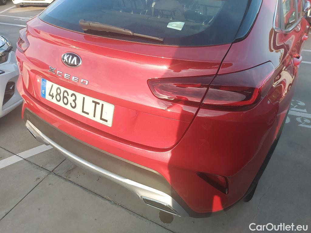  KIA  XCeed KIA  / 2019 / 5P / todoterreno 1.0 T-GDi Concept 88kW (120CV) #28