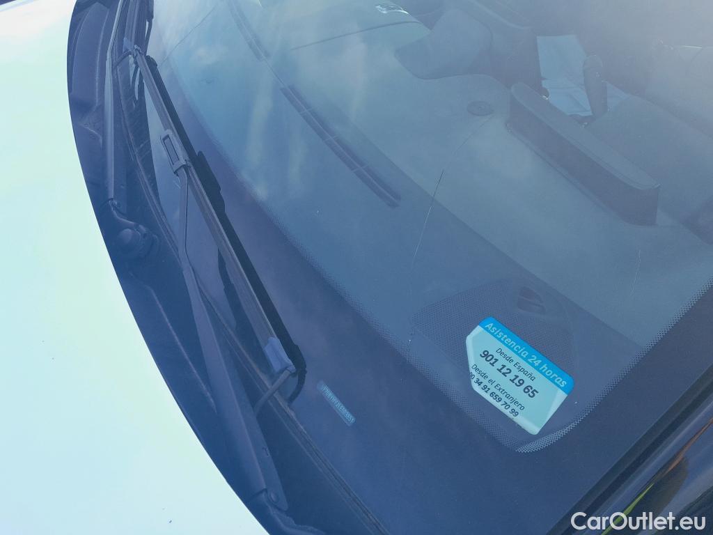  Citroen  C4 Cactus CITROEN  / 2018 / 5P / berlina con portón BlueHDi 100 S&S Feel #1