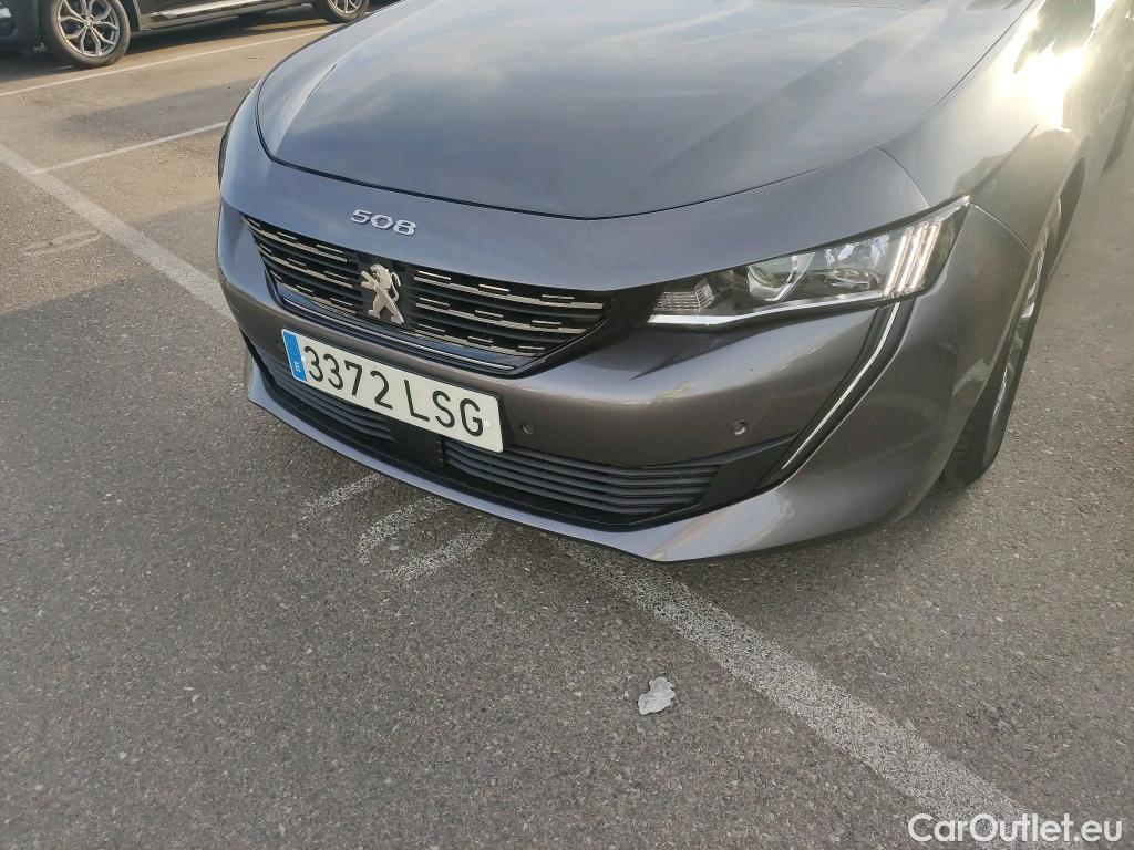  Peugeot  508 PEUGEOT  / 2018 / 5P / berlina con portón  5P Business Line BlueHDi 130 EAT8 (AC) #24