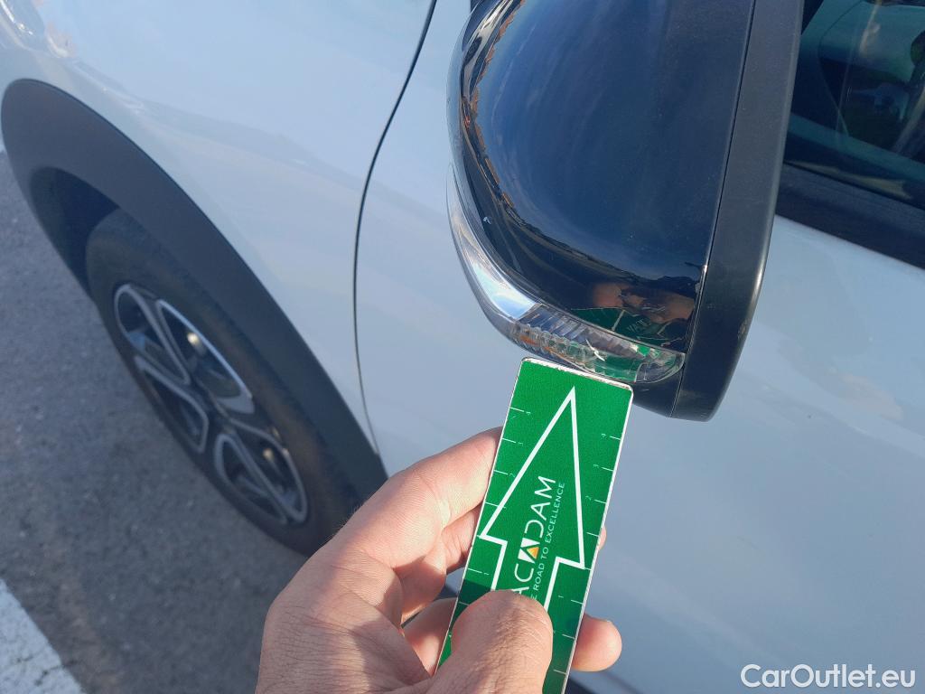  Citroen  C4 Cactus CITROEN  / 2018 / 5P / berlina con portón BlueHDi 100 S&S Feel #25