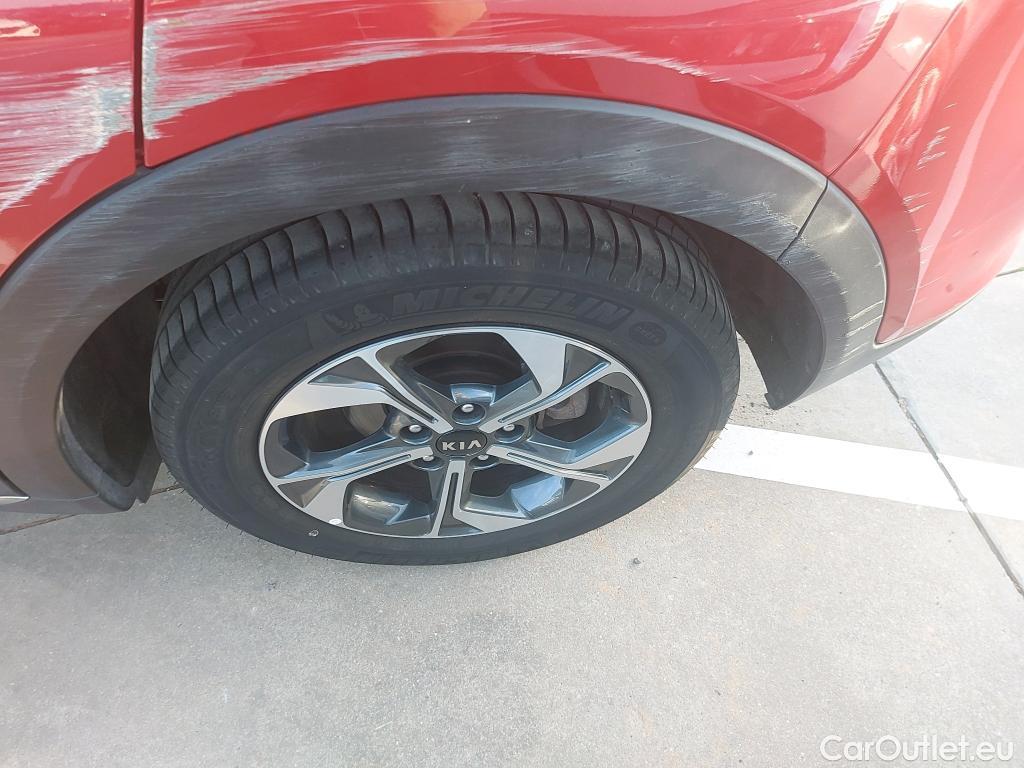 KIA  XCeed KIA  / 2019 / 5P / todoterreno 1.0 T-GDi Concept 88kW (120CV) #10