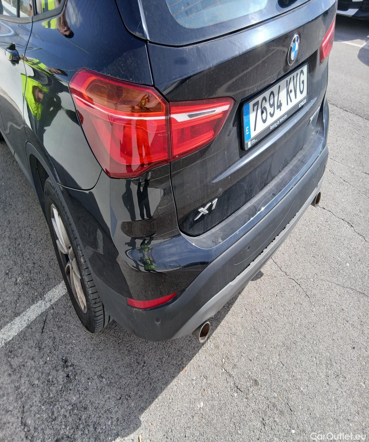 Bmw  X1 BMW  / 2015 / 5P / todoterreno sDrive18d #19