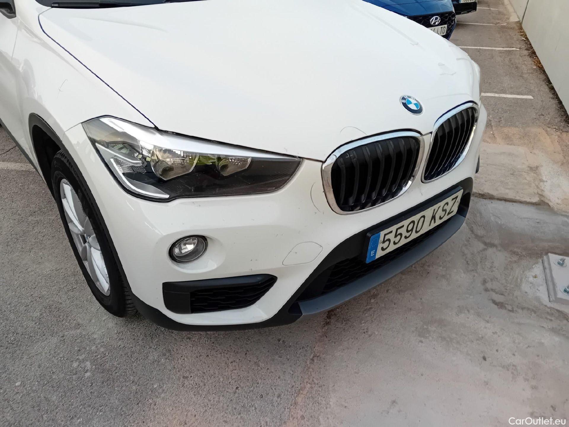  Bmw  X1 BMW  / 2015 / 5P / todoterreno sDrive16d #12