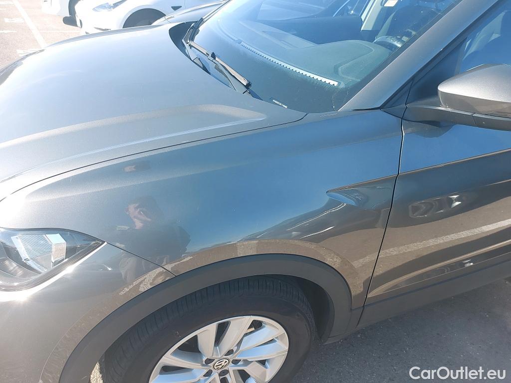 Volkswagen  T-CROSS VOLKSWAGEN  / 2018 / 5P / todoterreno Advance 1.0 TSI 85kW (115CV) DSG (AC) #18