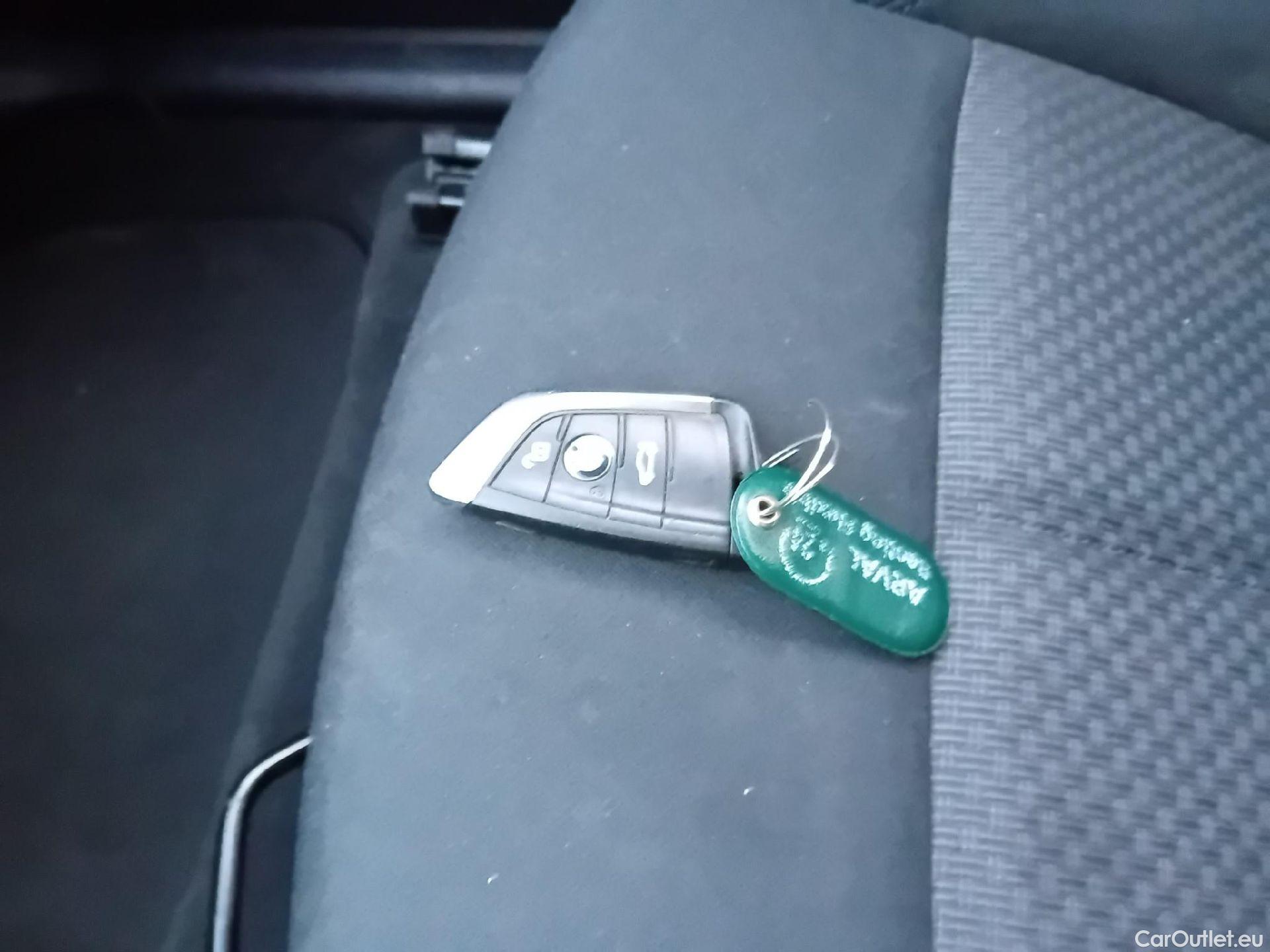  Bmw  X1 BMW  / 2015 / 5P / todoterreno sDrive16d #1