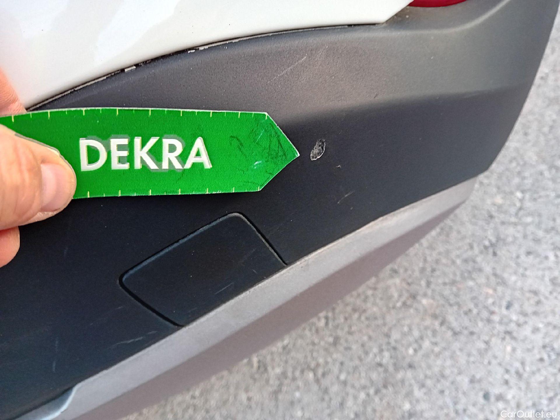  Bmw  X1 BMW  / 2015 / 5P / todoterreno sDrive16d #24