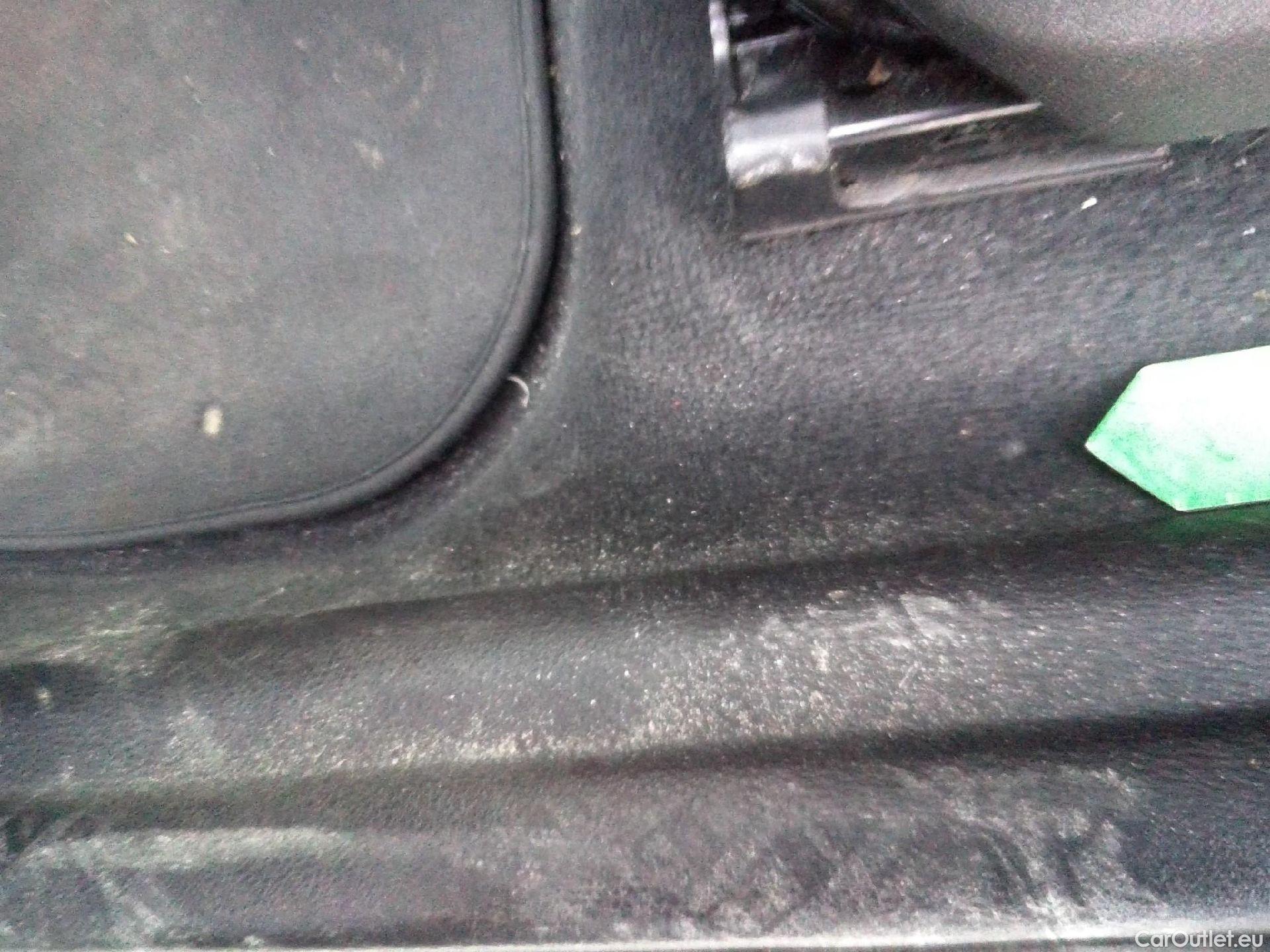  Bmw  X1 BMW  / 2015 / 5P / todoterreno sDrive16d #34