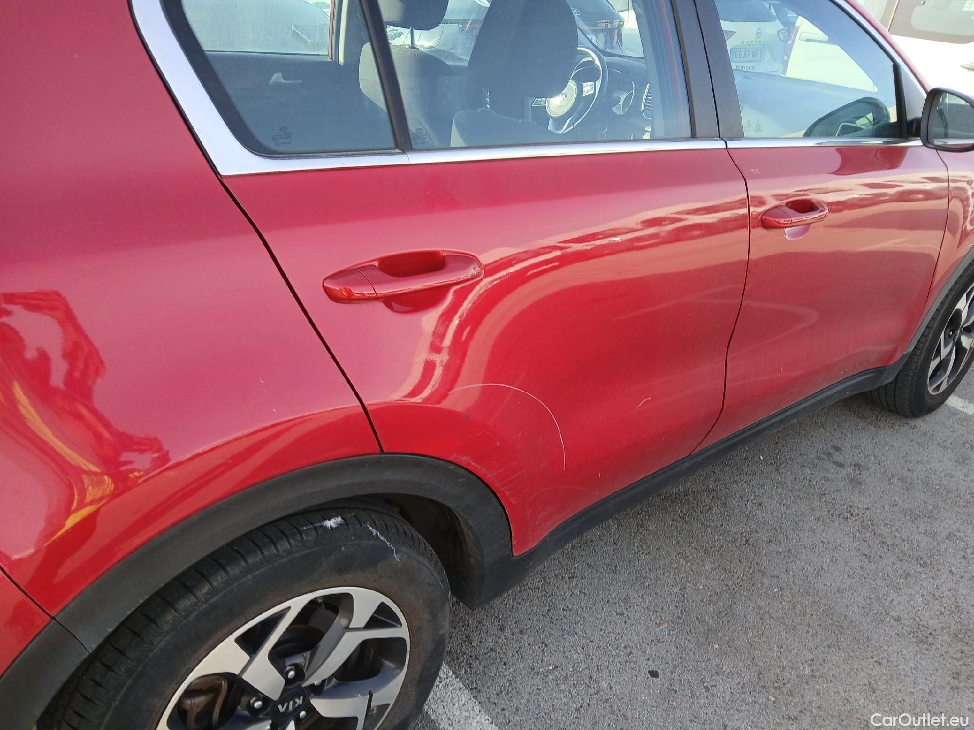  KIA  Sportage KIA  / 2018 / 5P / todoterreno 1.6 MHEV Business DCT 100kW (136CV) 4X2 #36