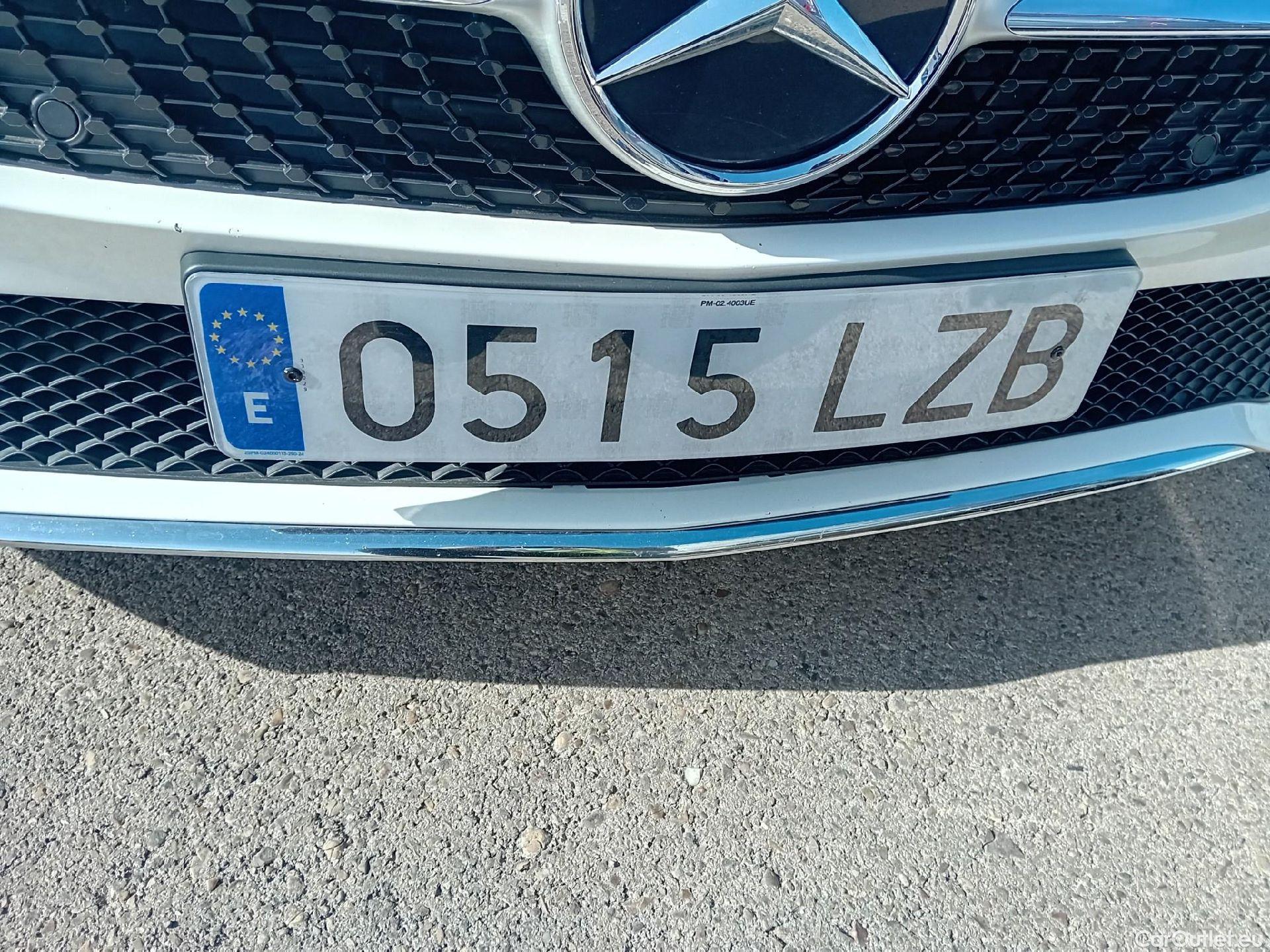 Mercedes  CLA-Klasse MERCEDES-BENZ CLA / 2019 / 4P / coupé CLA 200 D DCT #31