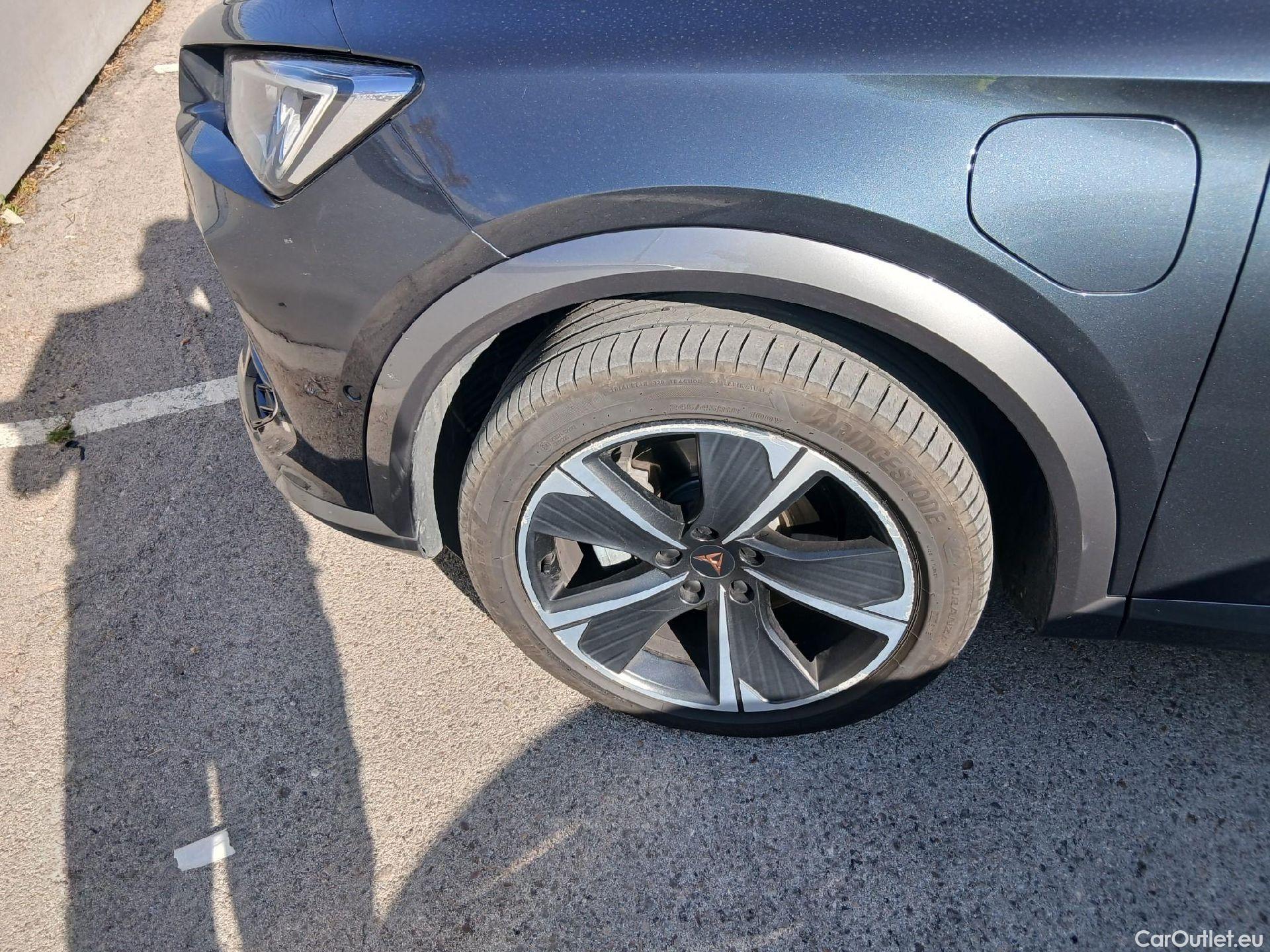  Cupra  Formentor CUPRA  / 2020 / 5P / todoterreno 1.4 e-Hybrid 150kW (204 CV) DSG (AC) #2