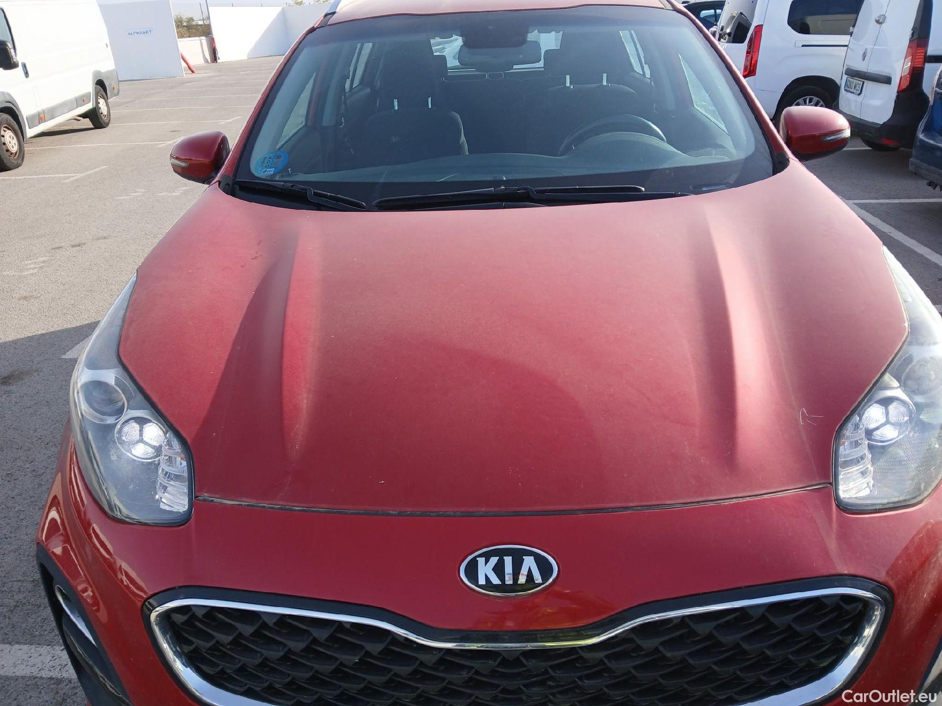  KIA  Sportage KIA  / 2018 / 5P / todoterreno 1.6 MHEV Business DCT 100kW (136CV) 4X2 #28