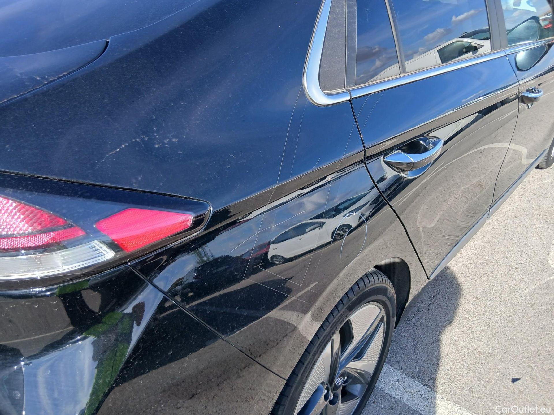  Hyundai   Ioniq HYUNDAI / 2019 / 5P / berlina con portón 1.6 GDI HEV Tecno DCT #41