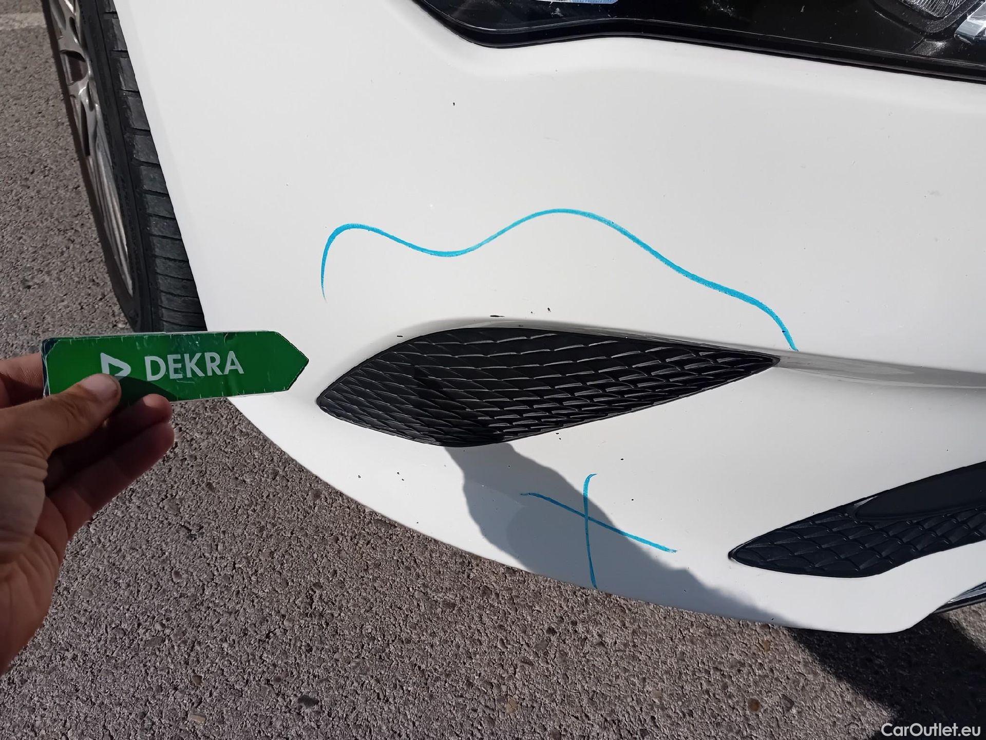  Mercedes  CLA-Klasse MERCEDES-BENZ CLA / 2019 / 4P / coupé CLA 200 D DCT #7