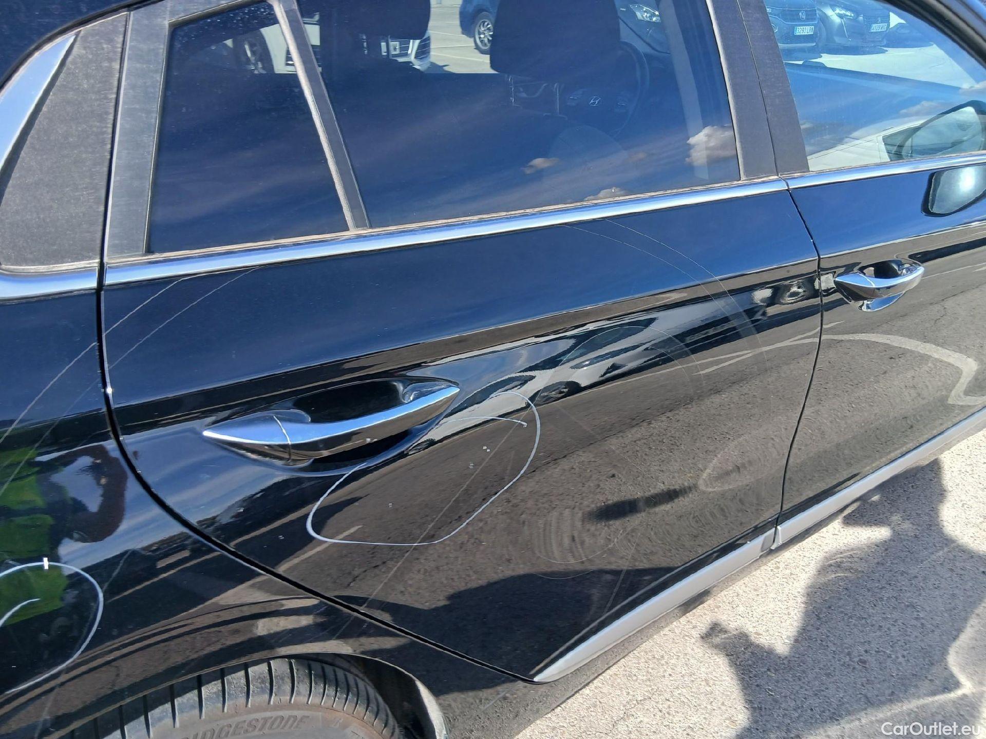  Hyundai   Ioniq HYUNDAI / 2019 / 5P / berlina con portón 1.6 GDI HEV Tecno DCT #42