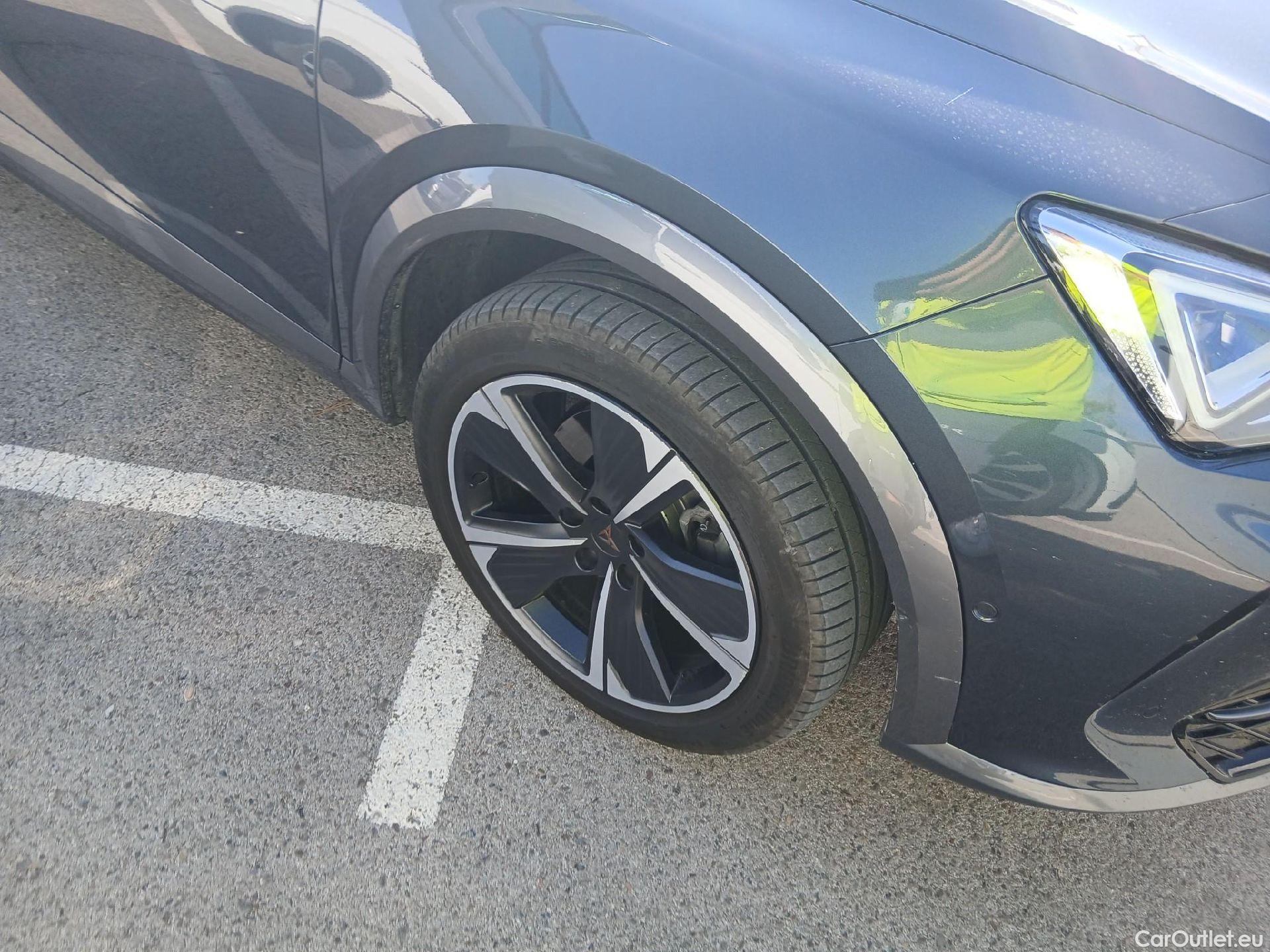  Cupra  Formentor CUPRA  / 2020 / 5P / todoterreno 1.4 e-Hybrid 150kW (204 CV) DSG (AC) #8