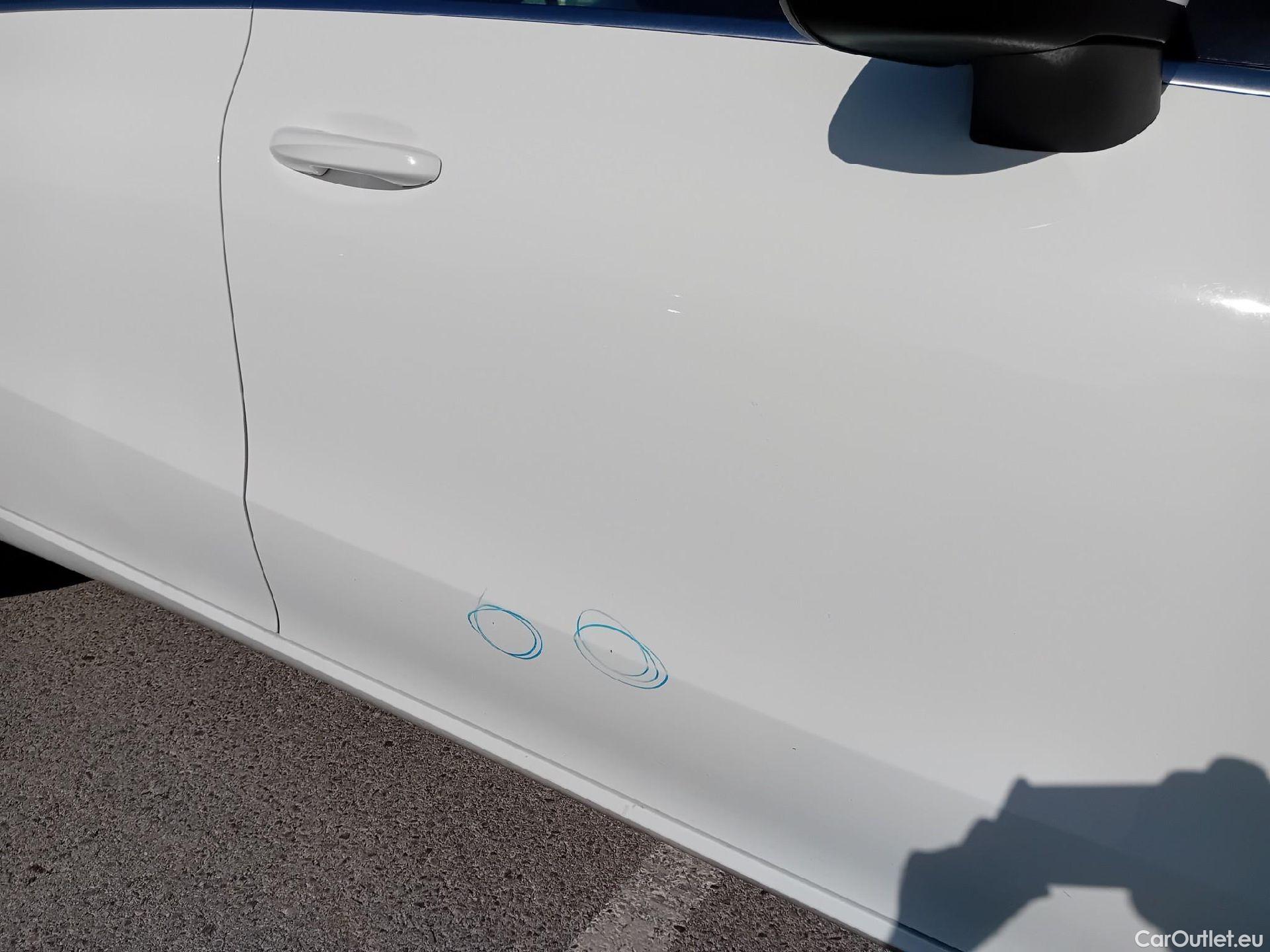  Mercedes  CLA-Klasse MERCEDES-BENZ CLA / 2019 / 4P / coupé CLA 200 D DCT #28