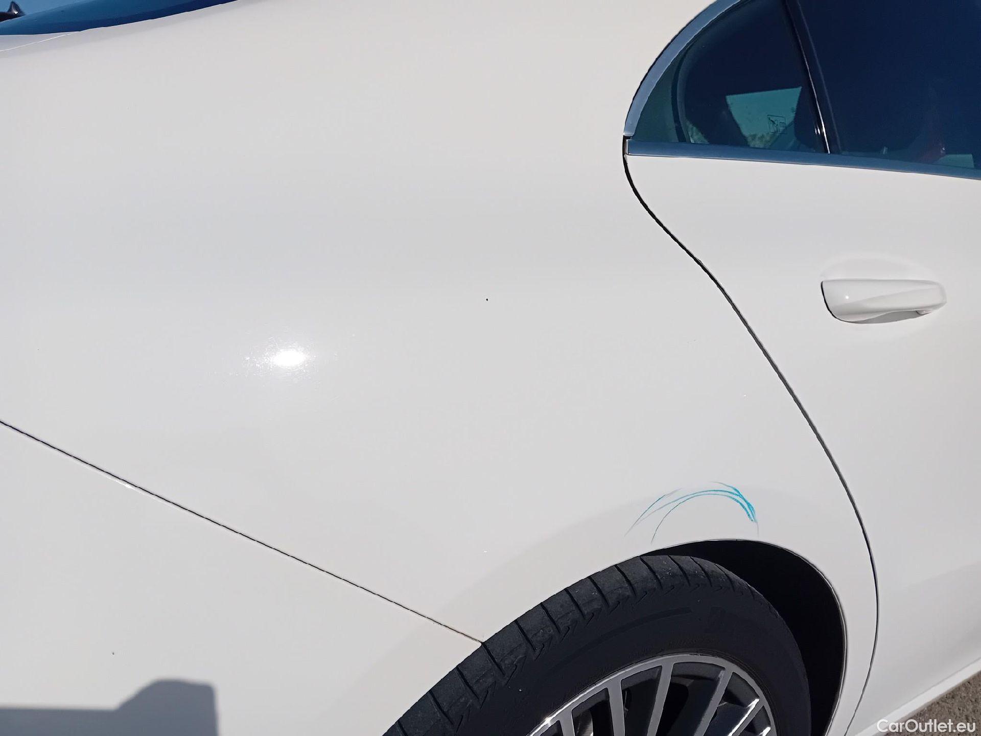  Mercedes  CLA-Klasse MERCEDES-BENZ CLA / 2019 / 4P / coupé CLA 200 D DCT #26