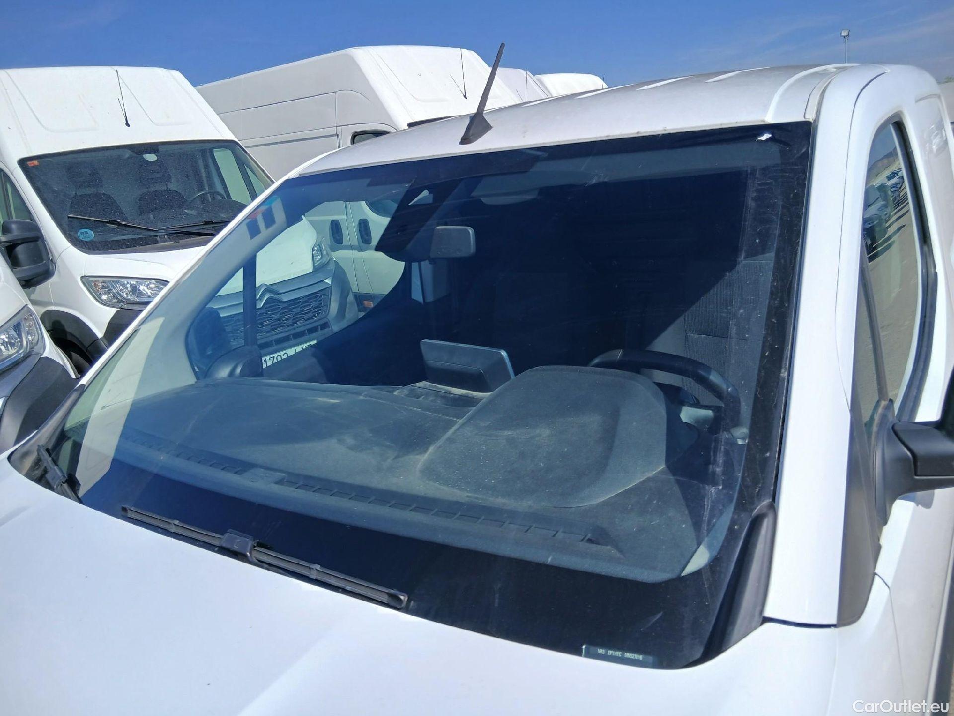  Peugeot  Partner PEUGEOT  / 2018 / 4P / furgón derivado de turismo Premium Standard 600kg BlueHDi 73kW (AC) #1