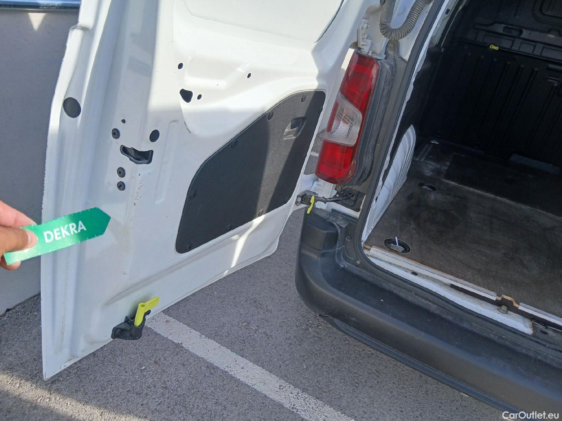  Opel  Combo  E Cargo Express 1.5 100CV MT5 #2