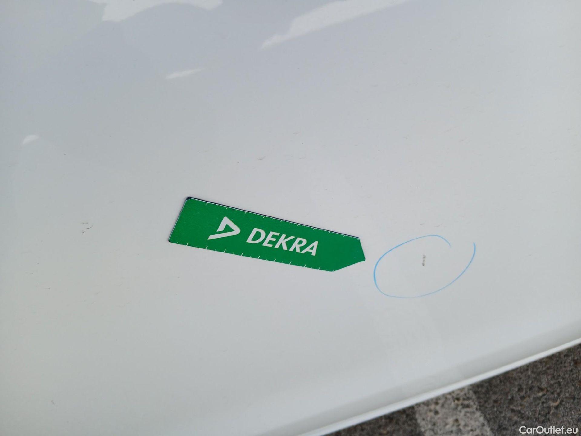  Peugeot  308 PEUGEOT  5p 2G berlina con portón 5p Access 1.6 BlueHDi 73KW (100CV) #13