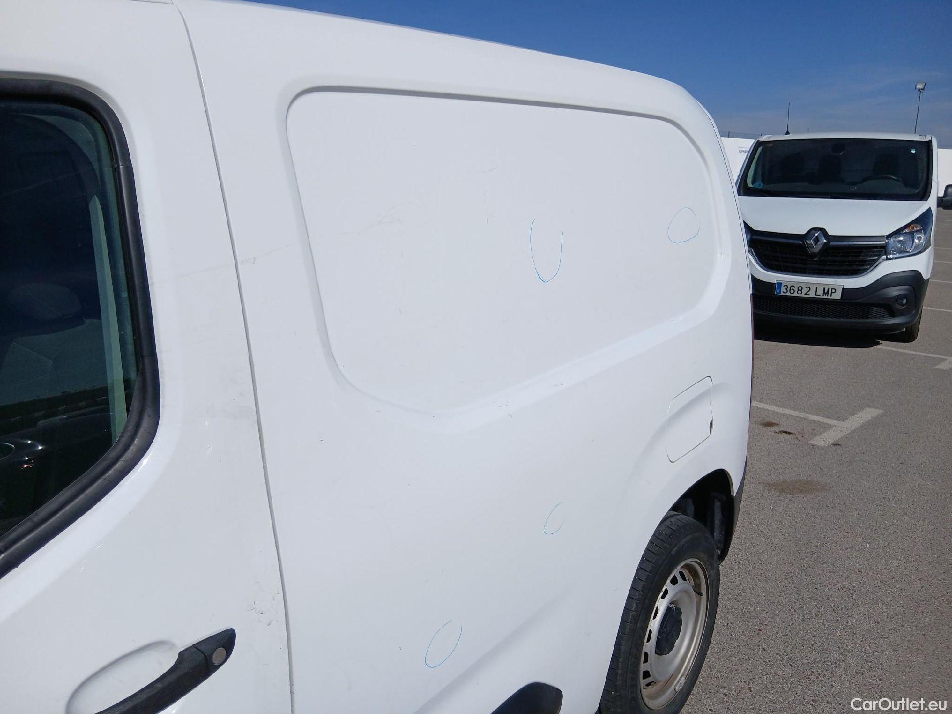  Peugeot  Partner PEUGEOT  / 2018 / 4P / furgón derivado de turismo Premium Standard 600kg BlueHDi 73kW (AC) #9