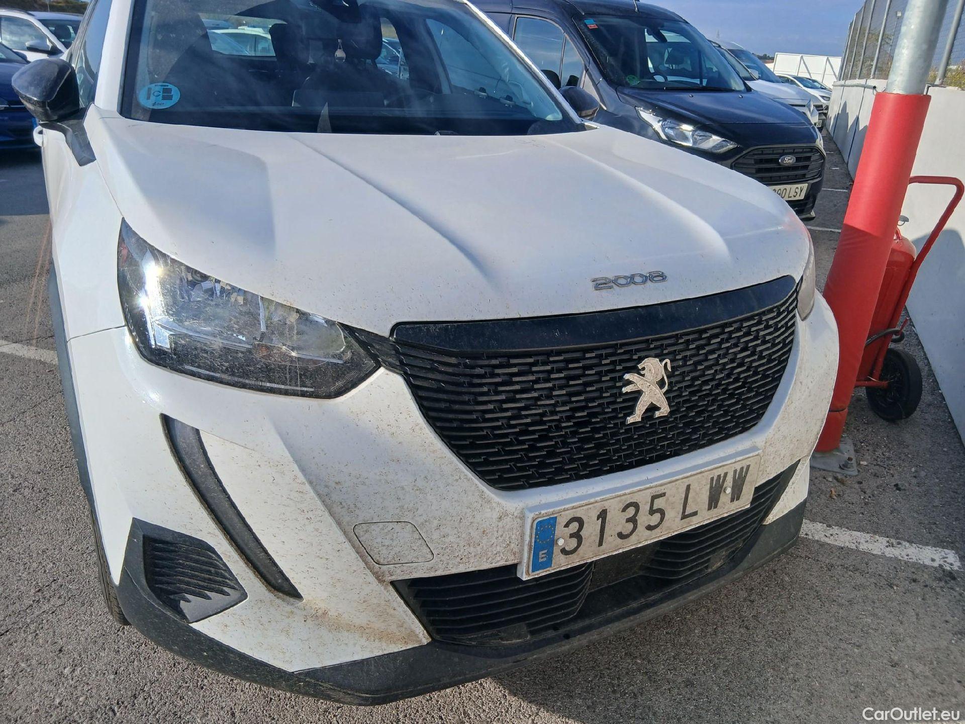  Peugeot  2008 PEUGEOT  / 2019 / 5P / todoterreno Active BlueHDI 81kW (110CV) #6