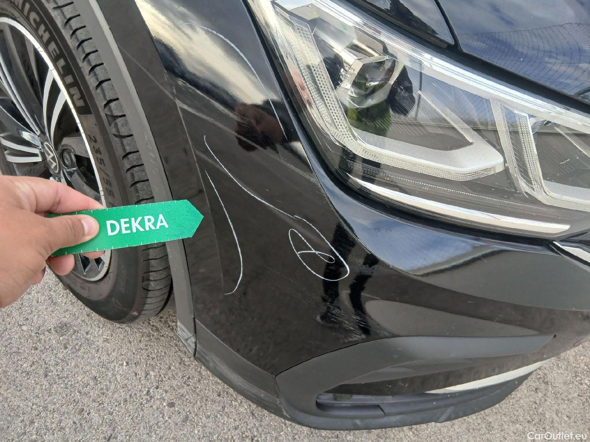 Volkswagen  Tiguan VOLKSWAGEN  / 2020 / 5P / todoterreno Life 2.0 TDI 110kW (150CV) DSG #7