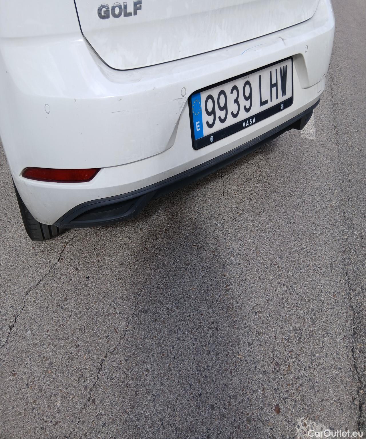  Volkswagen  Golf  VOLKSWAGEN / 2016 / 5P / berlina con portón Last Edition 1.6 TDI 85kW (115CV) #17