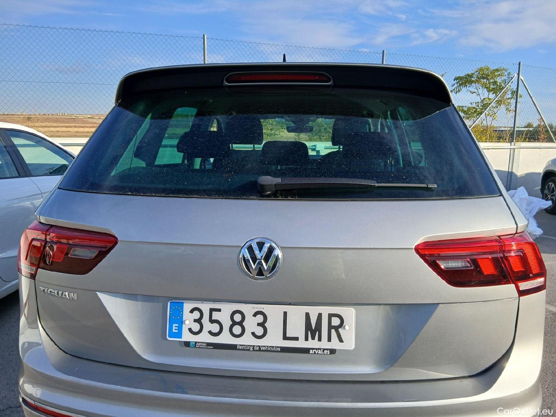  Volkswagen  Tiguan VOLKSWAGEN  / 2016 / 5P / todoterreno Advance 2.0 TDI 110kW (150CV) DSG #28