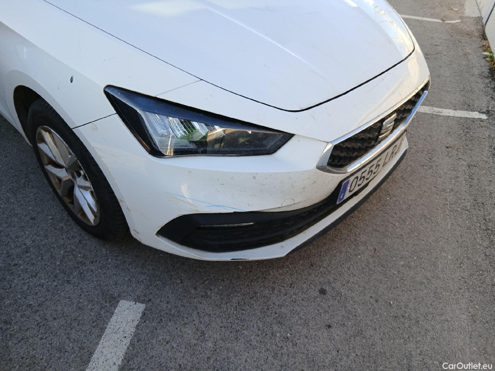  Seat  Leon SEAT Nuevo León / 2020 / 5P / familiar SP 2.0 TDI 85kW Style Go(SP) #3