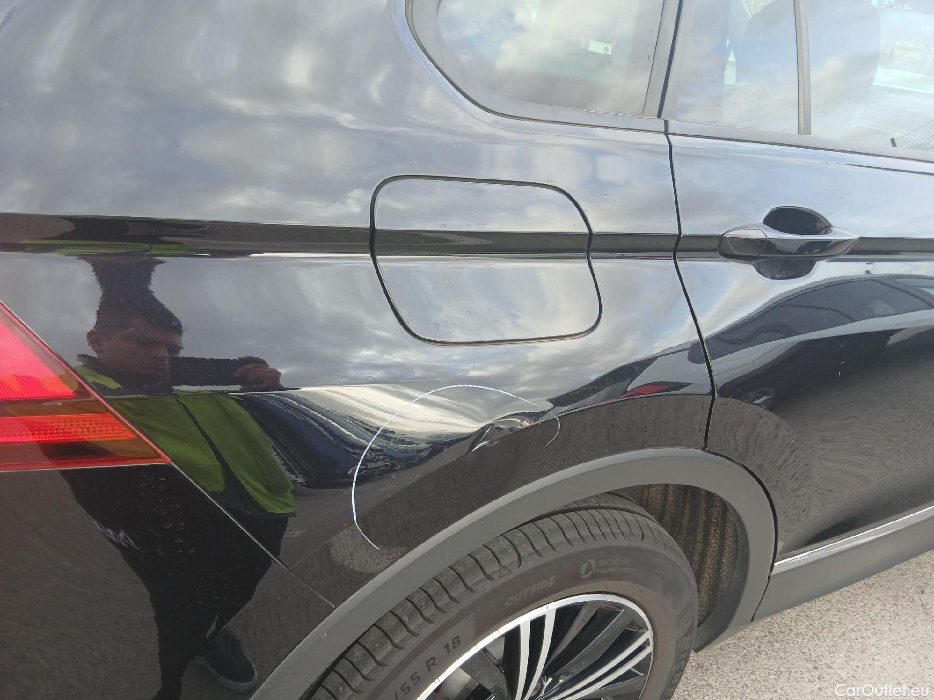  Volkswagen  Tiguan VOLKSWAGEN  / 2020 / 5P / todoterreno Life 2.0 TDI 110kW (150CV) DSG #34